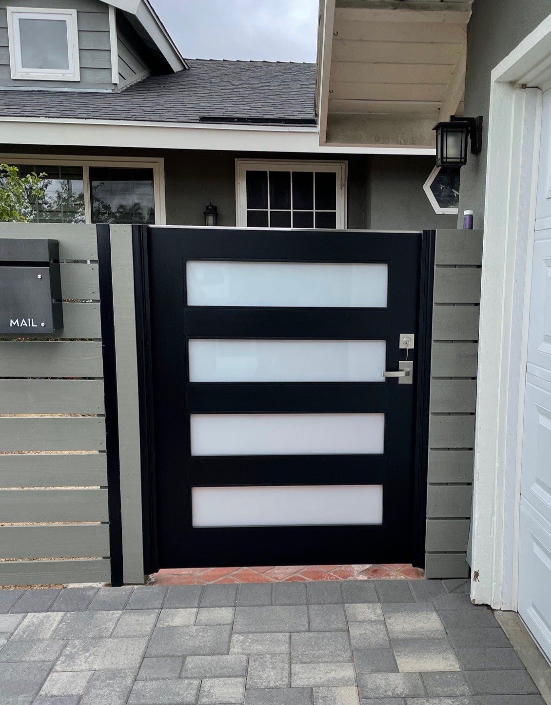 Contemporary & Modern Wood Gate 1326