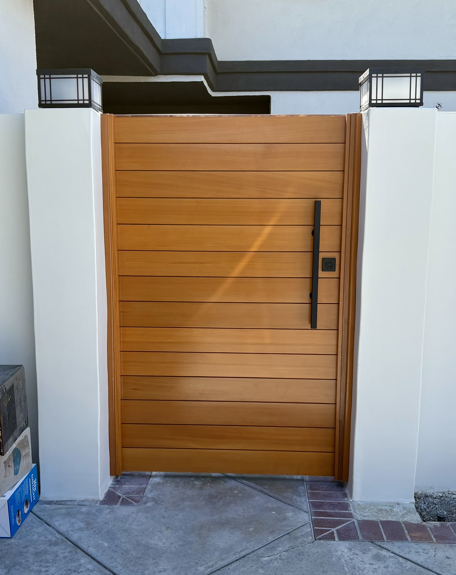 Contemporary & Modern Wood Gate 1338