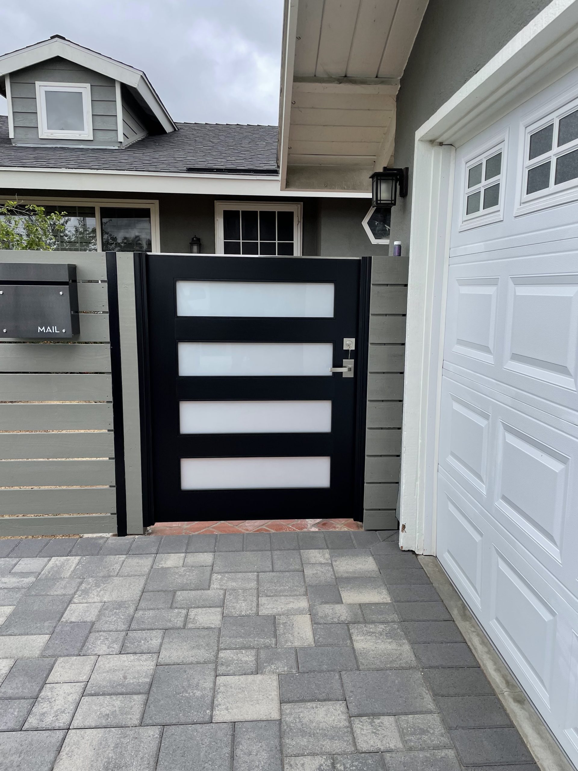 Contemporary & Modern Wood Gate 1345