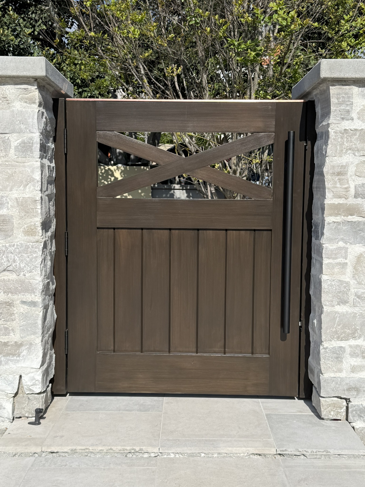 Contemporary & Modern Wood Gate 1347