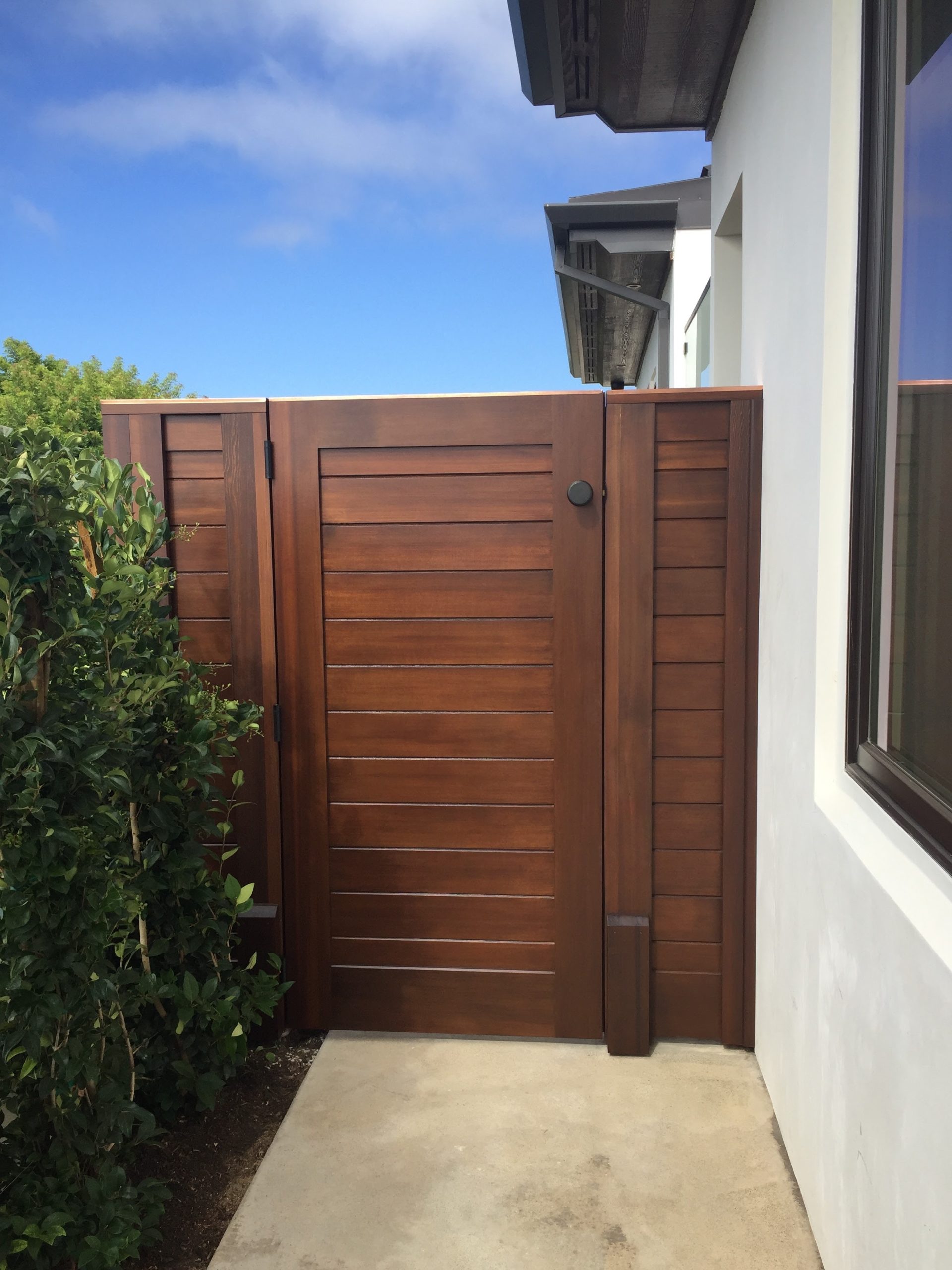 Contemporary & Modern Wood Gate 1359