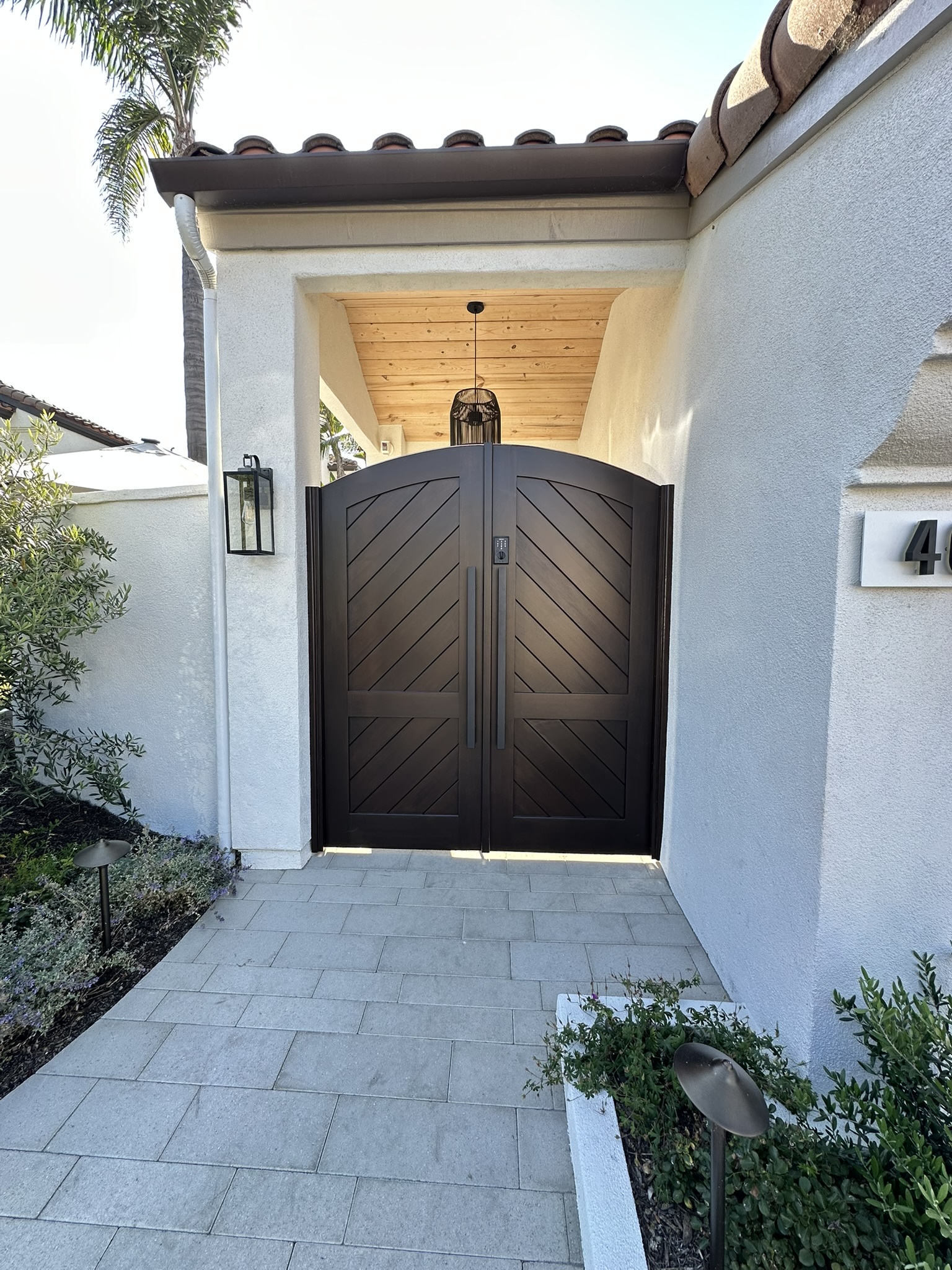 Contemporary & Modern Wood Gate 1380