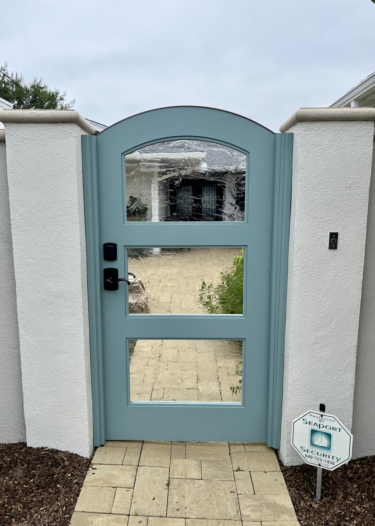 Contemporary & Modern Wood Gate 1383
