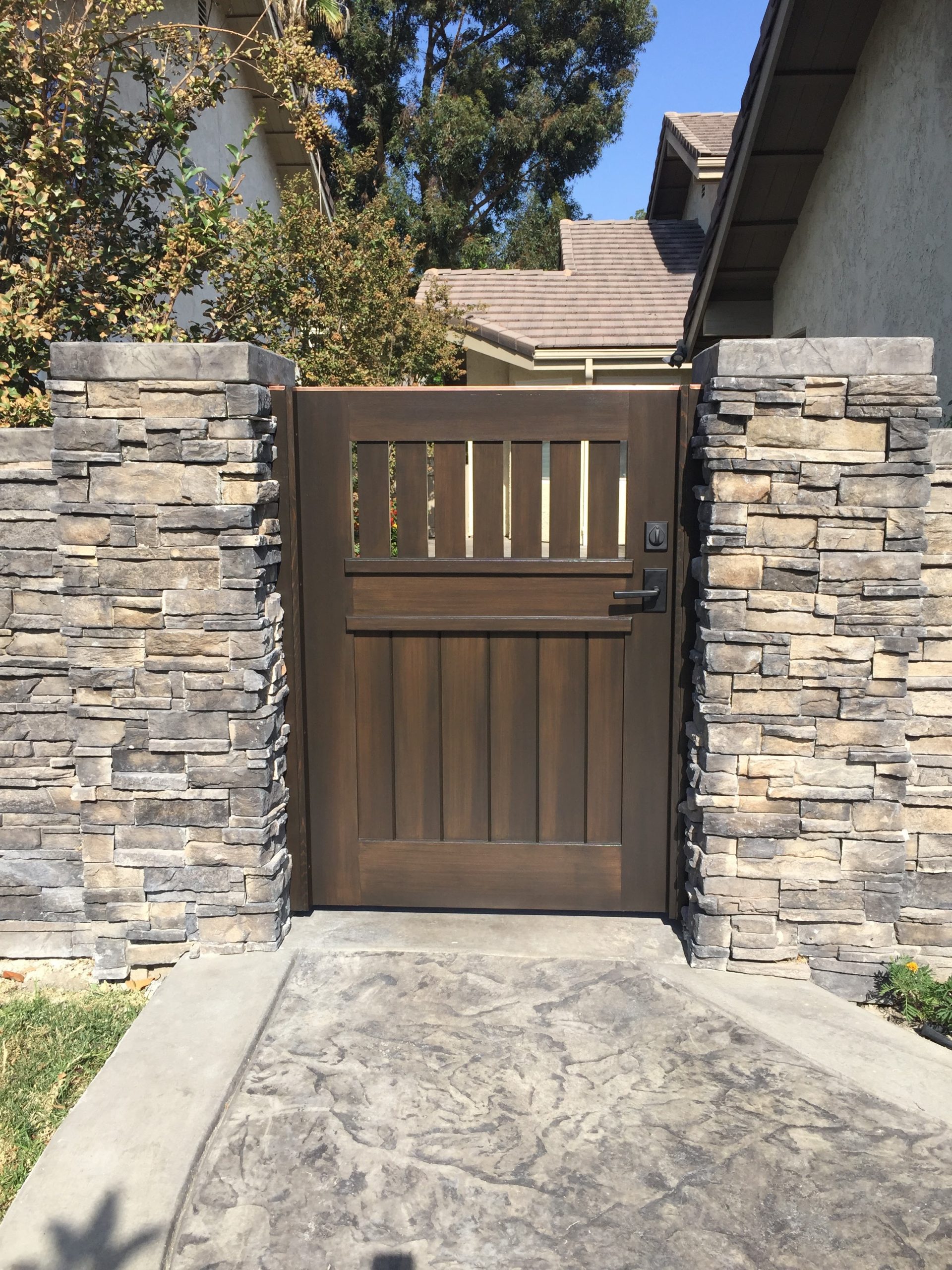 Craftsman & Cottage Wood Gate 1428