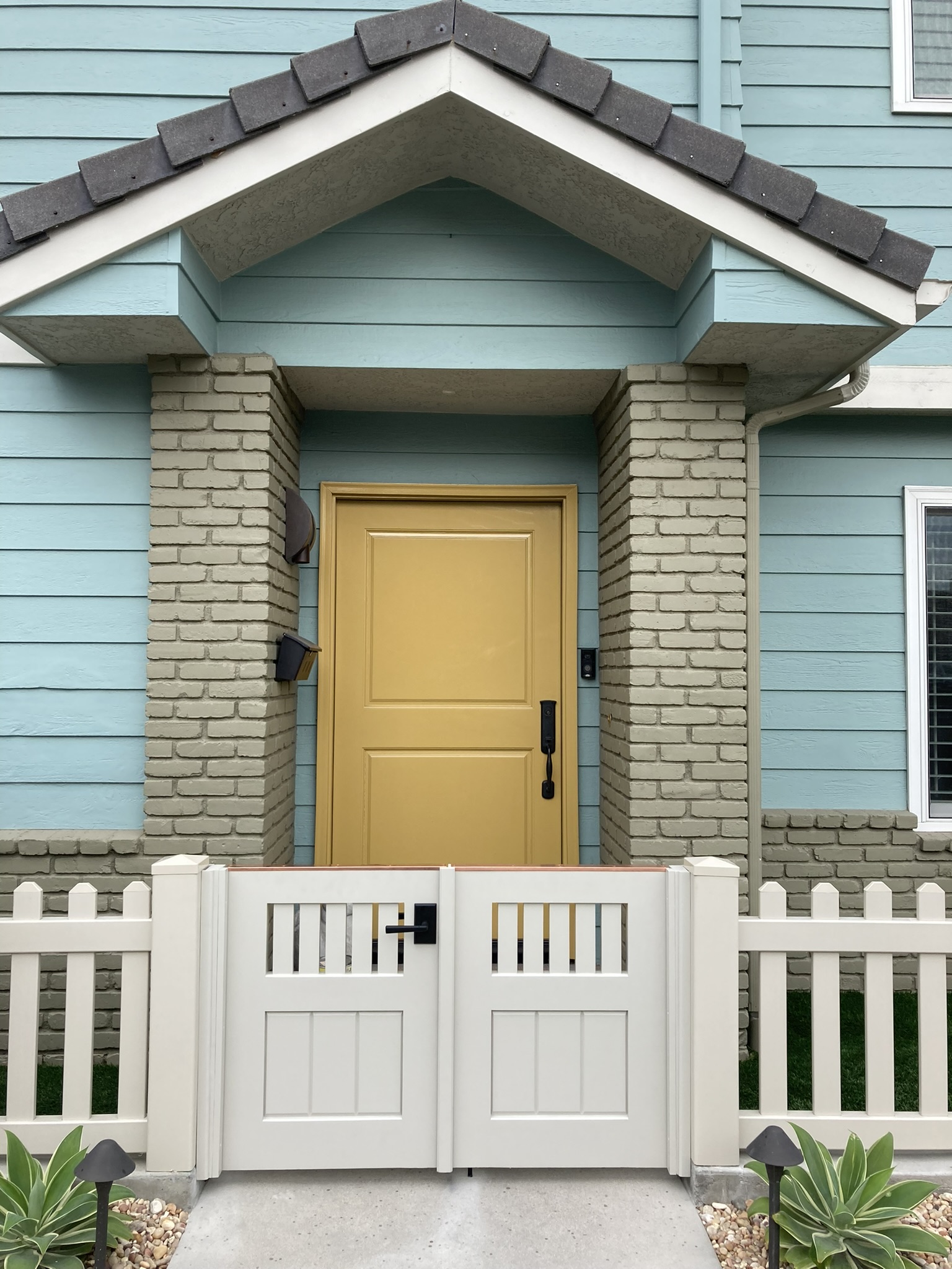 Craftsman & Cottage Wood Gate 1475
