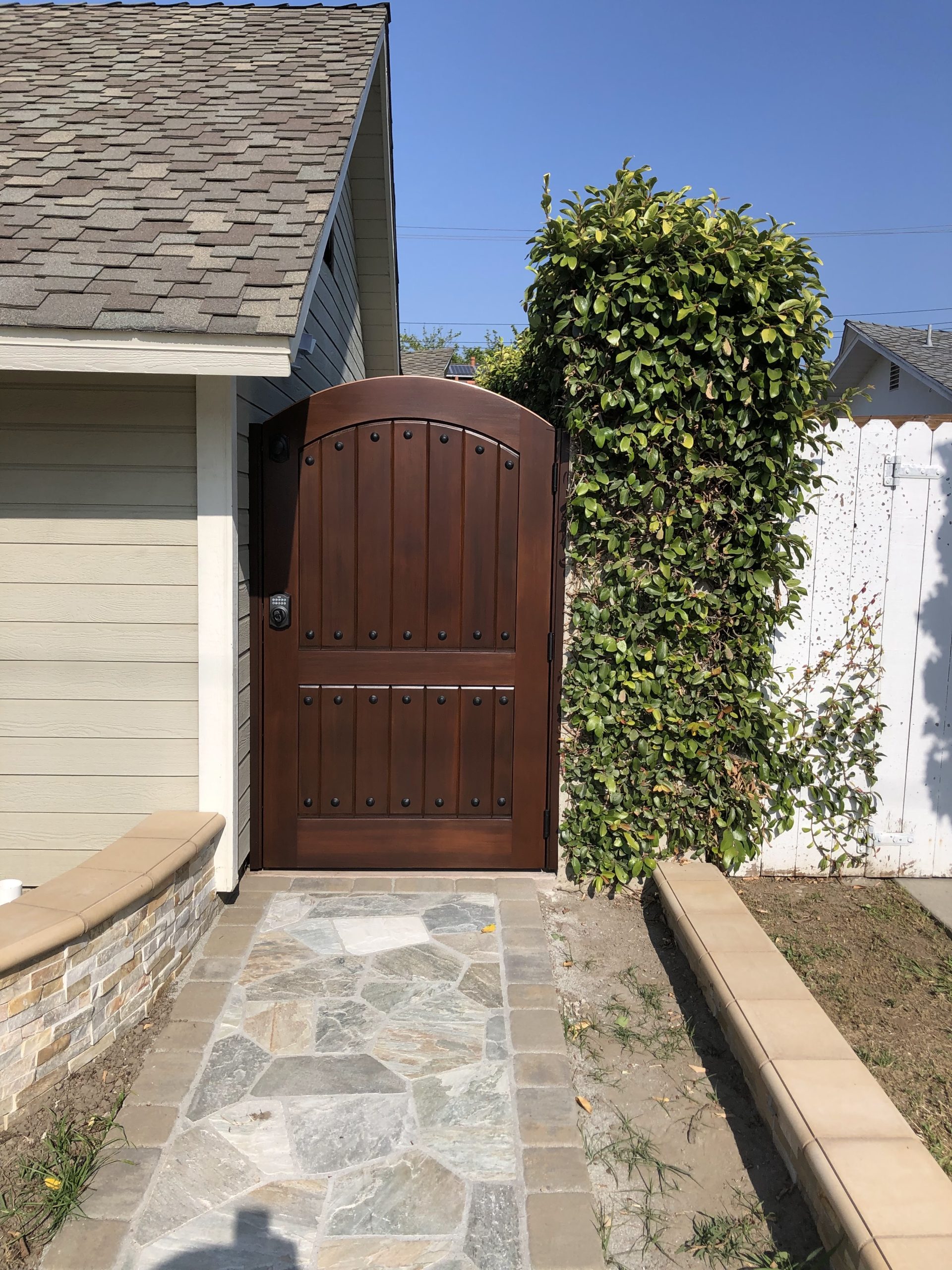 Mediterranean Wood Gate 1243