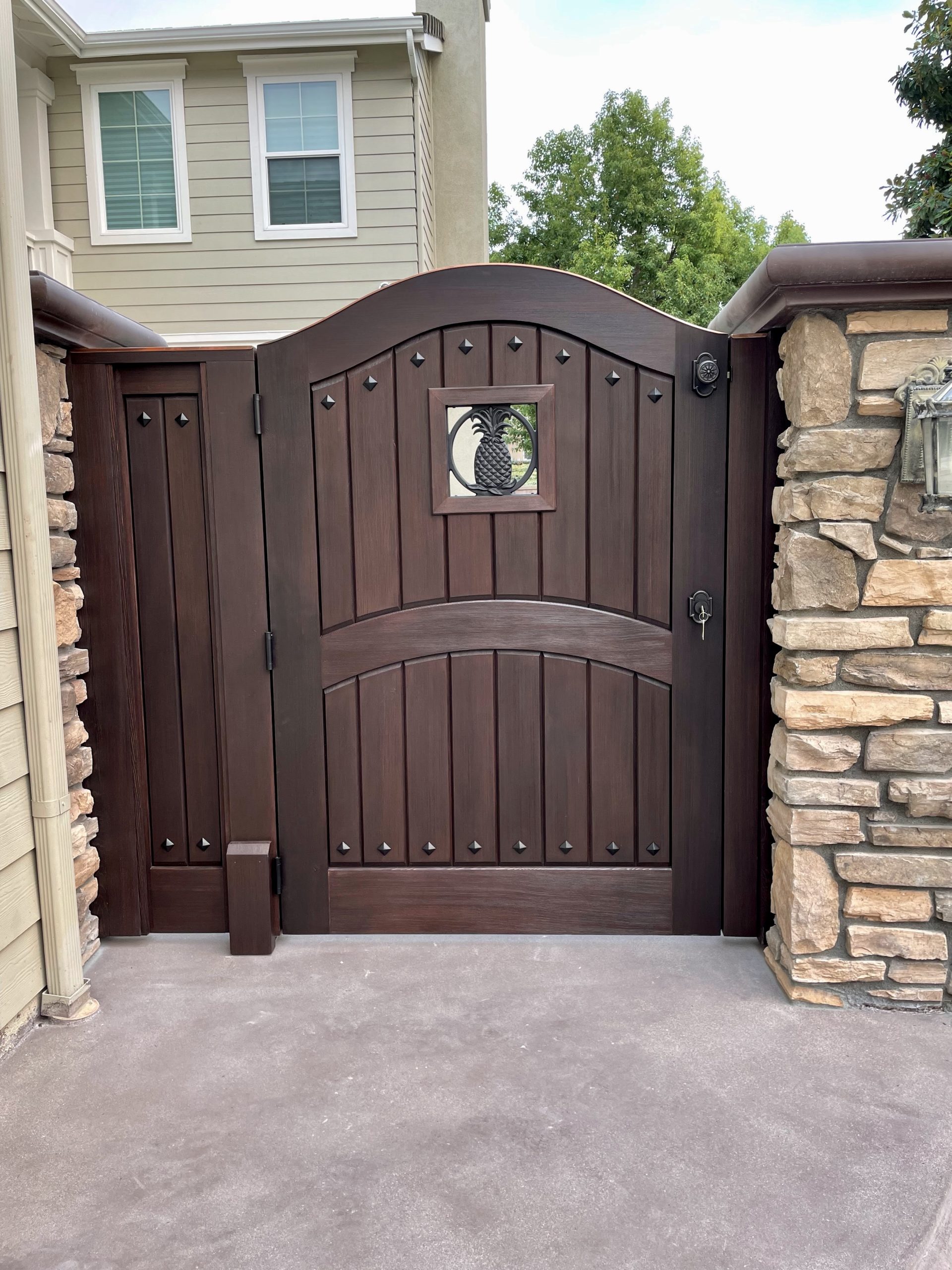 Mediterranean Wood Gate 1260