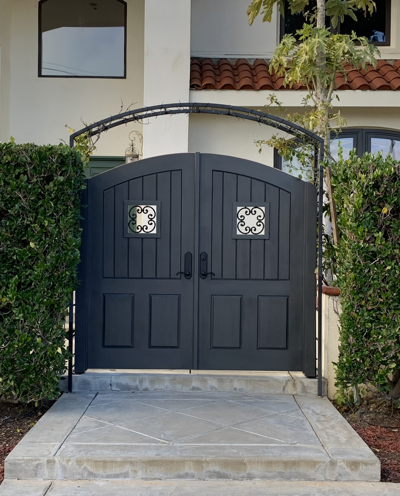 Mediterranean Wood Gate 1273