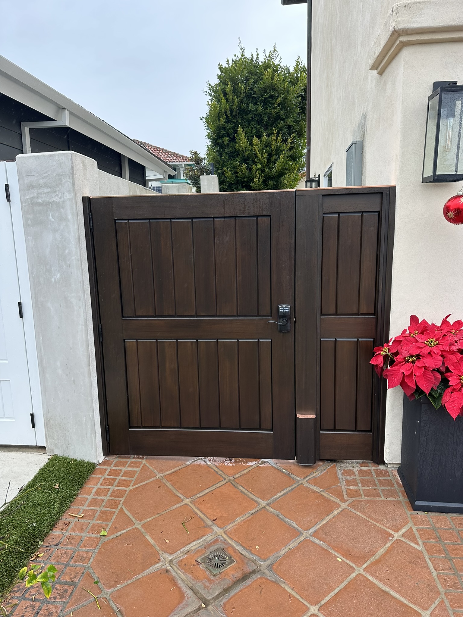 Mediterranean Wood Gate 1287